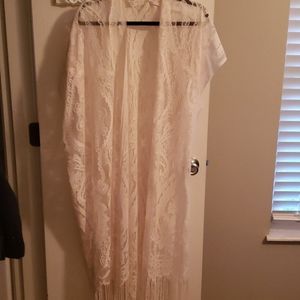 Lace kimono